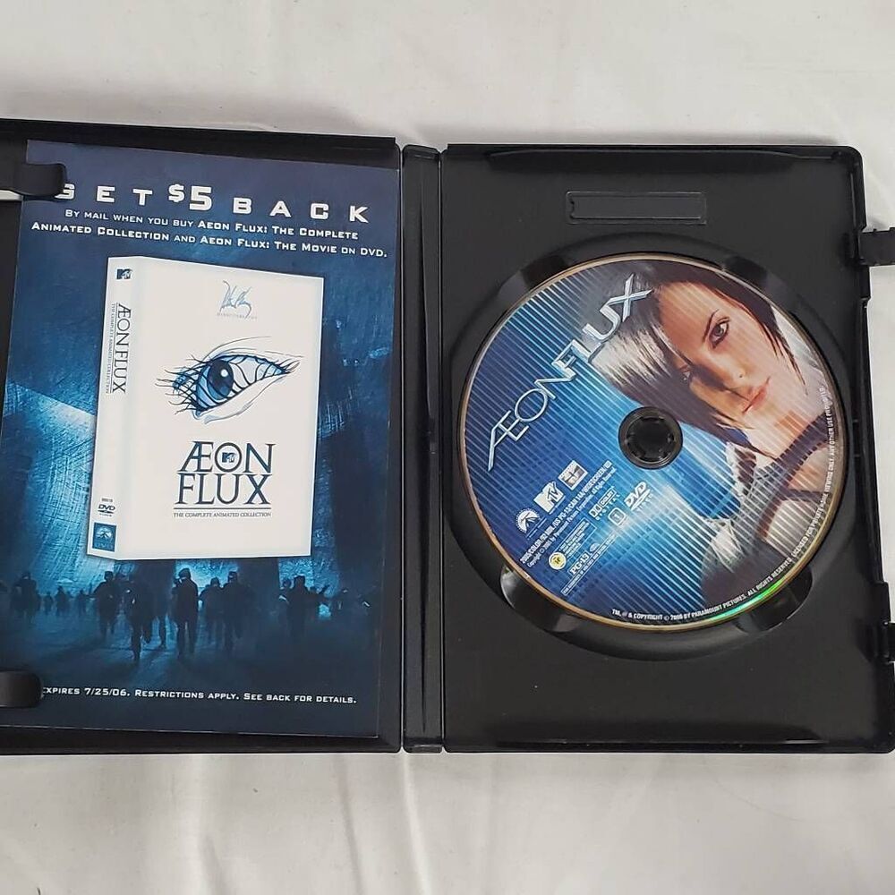 Æon Flux (Special Collector’s Edition DVD) - Picture 2 of 3